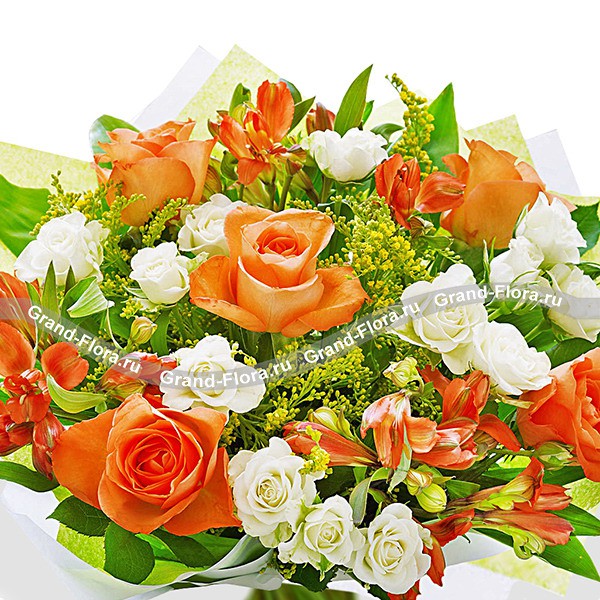 Цветные кружева - букет из оранжевых роз и альстромерий
